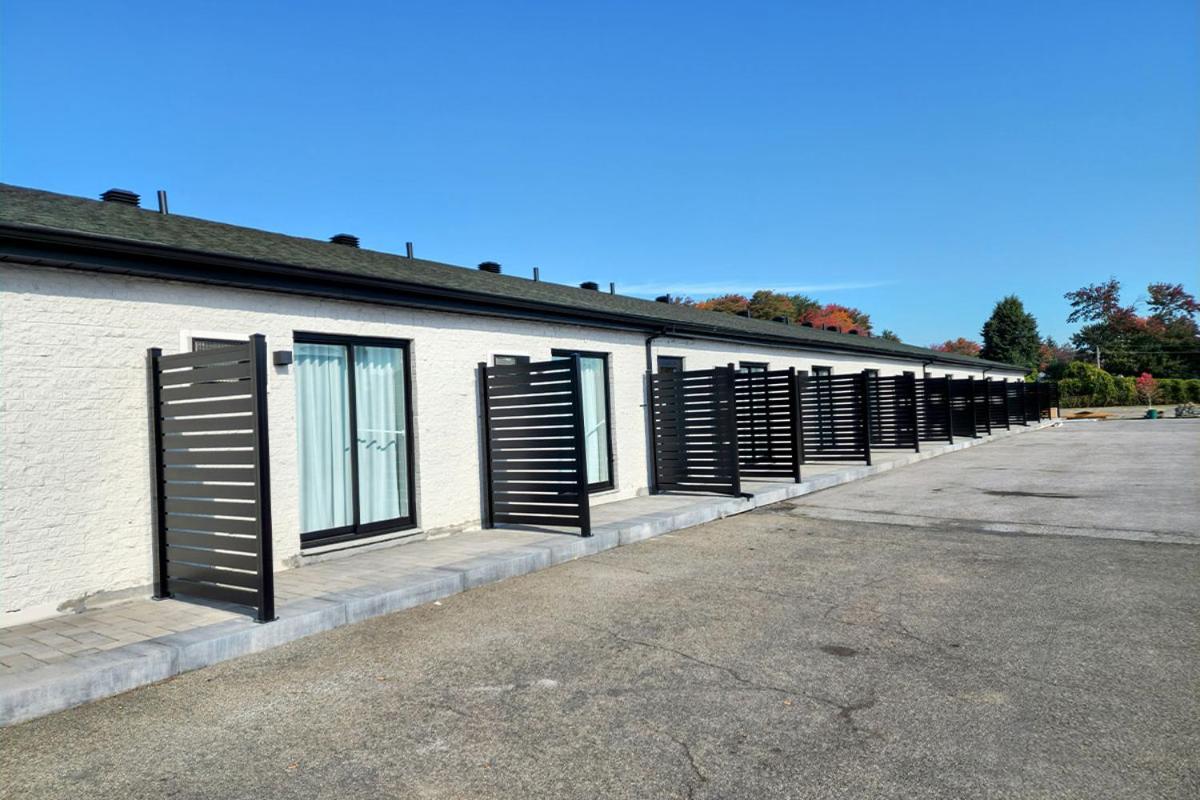 Motel Mascouche Экстерьер фото